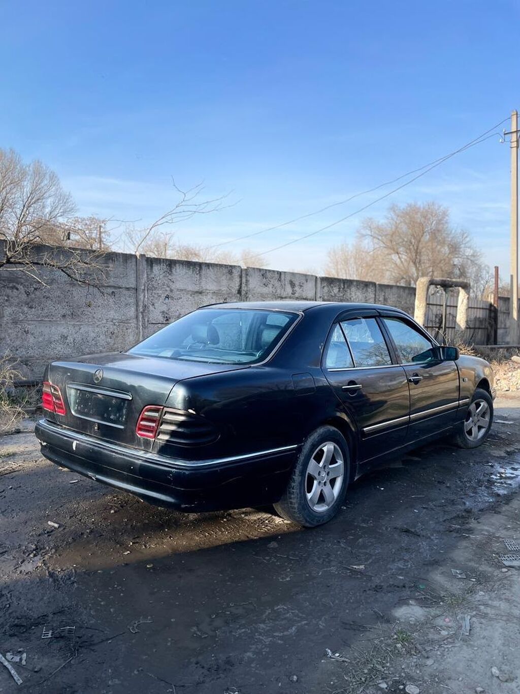 Mercedes-Benz E-Class: 1996 г., 4.2 л, Автомат, Бензин, Седан: фото 4