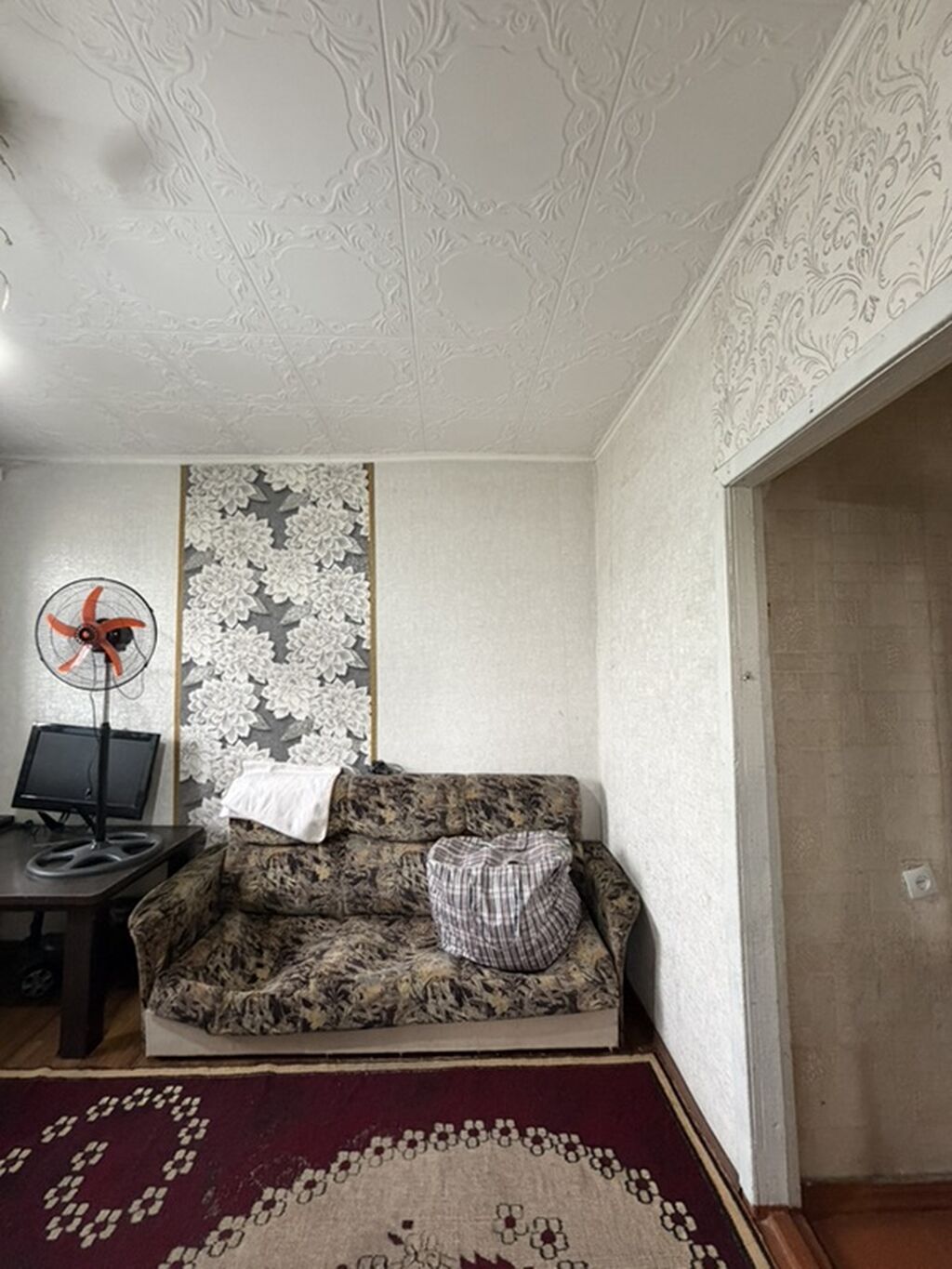 1 комната, 34 м², ТЦ Весна Малосемейка, 5 этаж, Старый ремонт