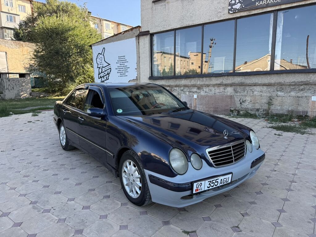 Mercedes-Benz E-Class: 2001 г., 2.2 л, Автомат, Дизель, Седан: фото 2