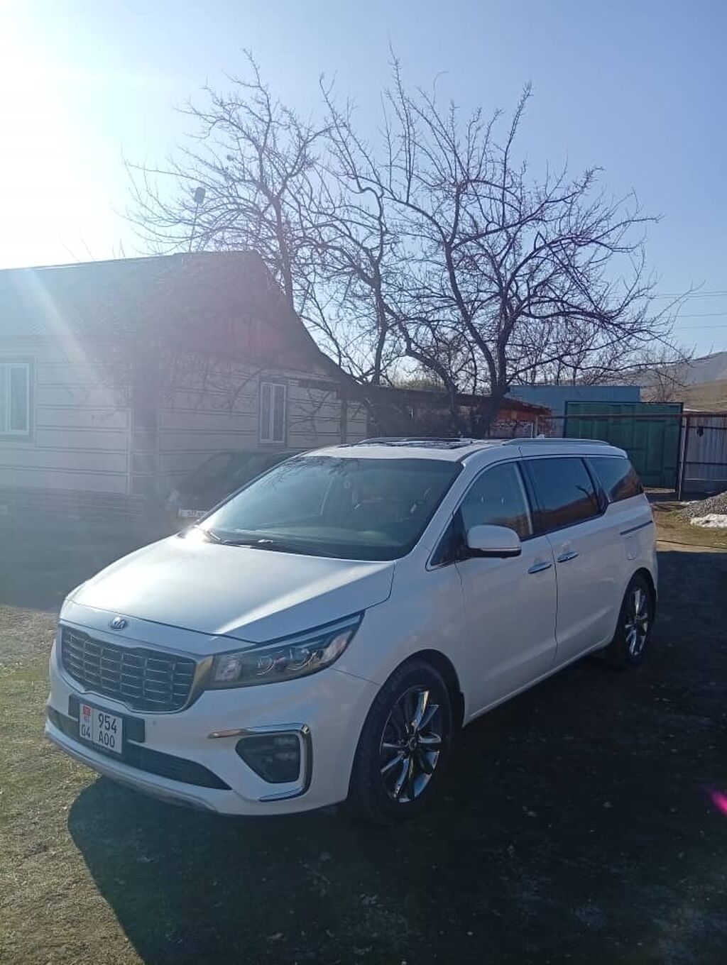 Kia Carnival: 2019 г., 2.2 л, Автомат, Дизель, Минивэн: фото 1
