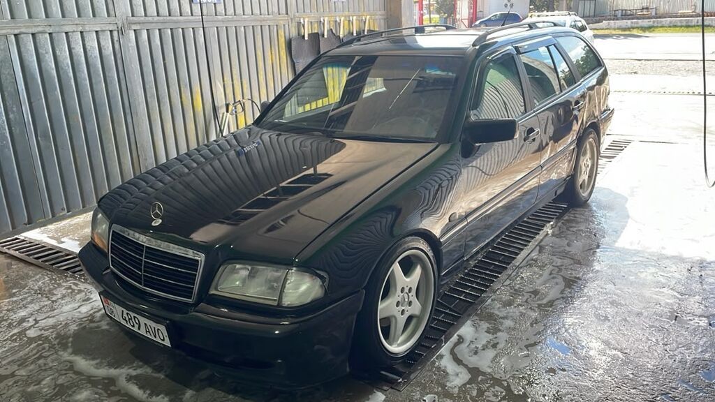 Mercedes-Benz C-Class: 1998 г., 1.8 л, Механика, Бензин, Универсал: фото 3