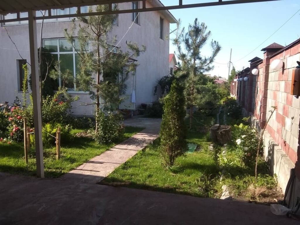 260 м², 6 комнат, Забор, огорожен