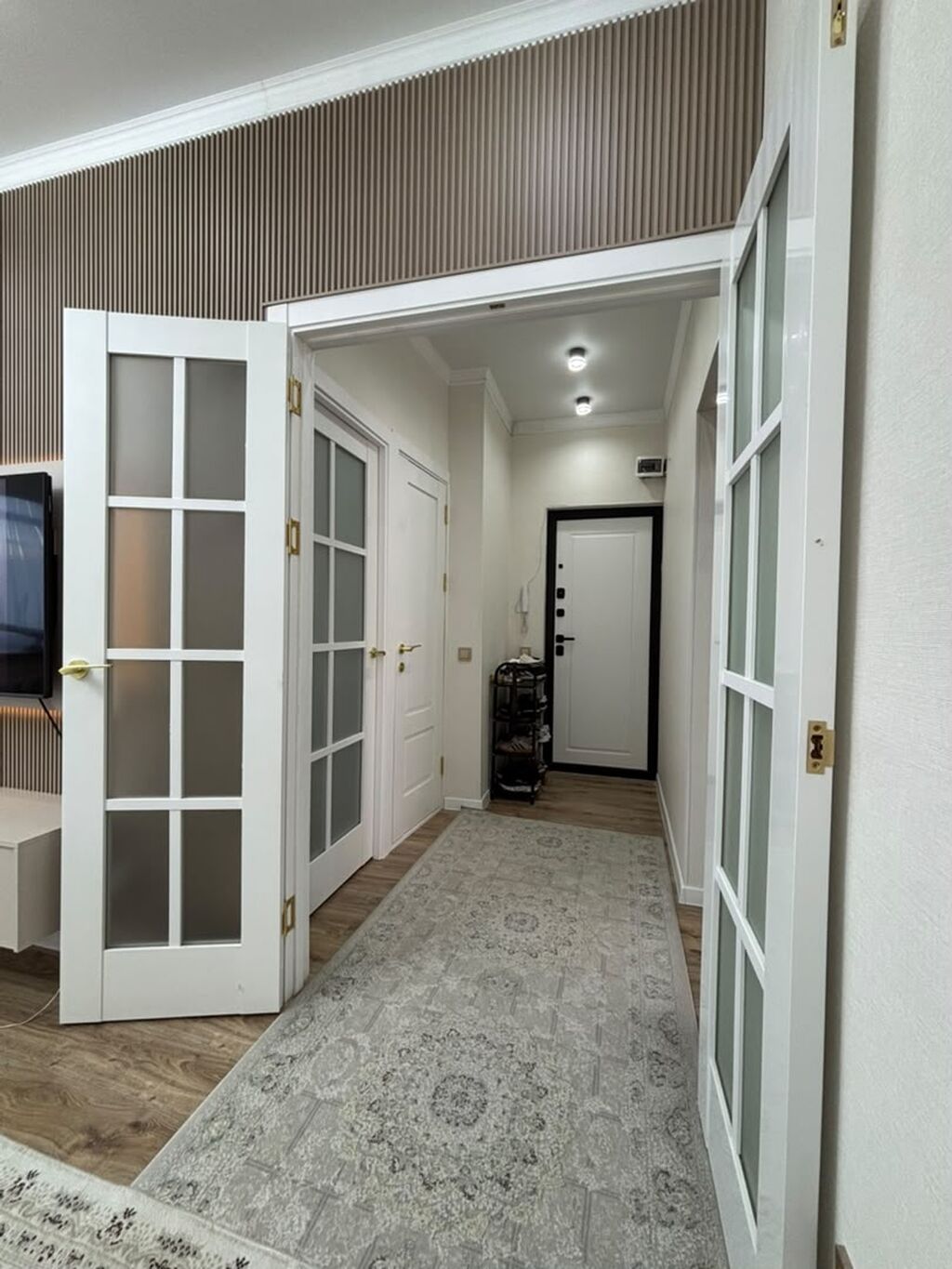 3 комнаты, 70 м², Дордой Плаза ТРЦ 105 серия, 4 этаж, Свежий ремонт: фото 3