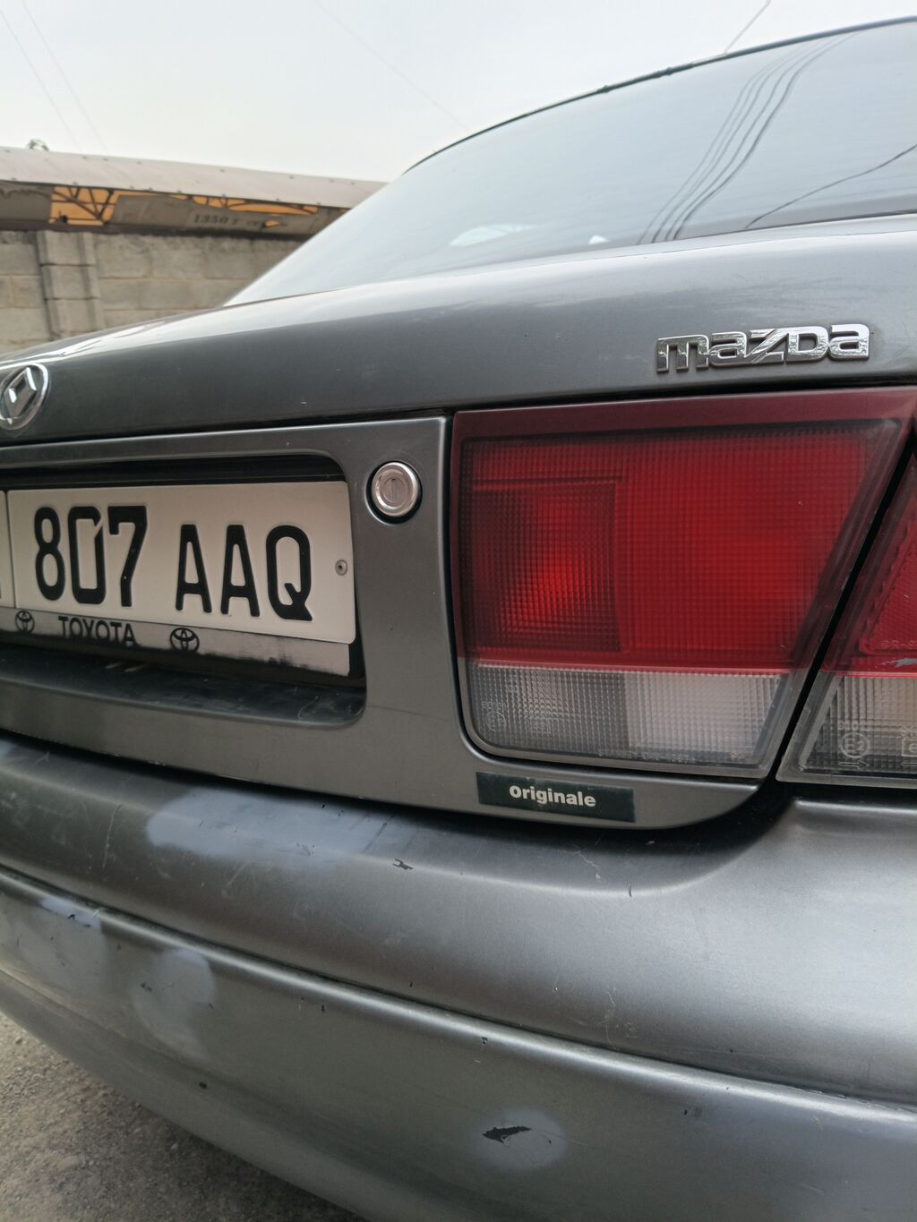 Mazda 626: 1992 г., Механика, Седан: фото 8