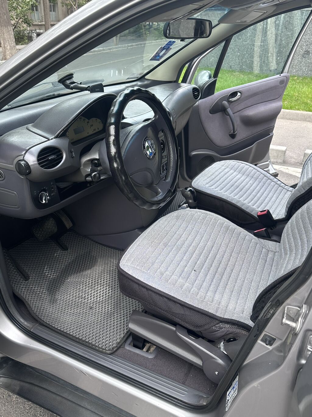 Mercedes-Benz A-Class: 2000 г., 1.9 л, Автомат, Бензин, Хэтчбэк: фото 6