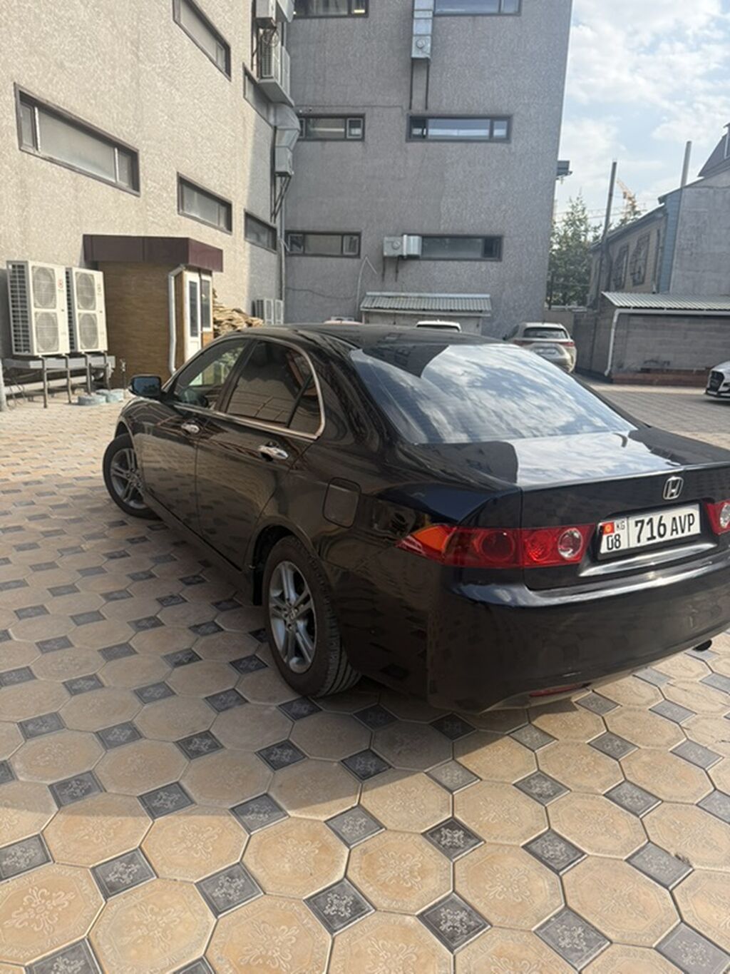 Honda Accord: 2006 г., 2 л, Бензин, Седан: фото 3