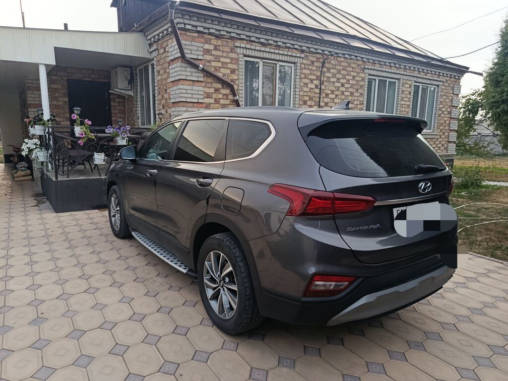 Hyundai Santa Fe: 2019 г., 2 л, Автомат, Дизель, Кроссовер: фото 2