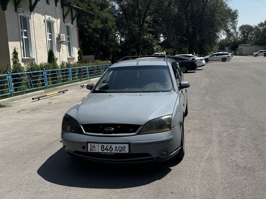 Ford Mondeo: 2001 г., 2 л, Бензин, Универсал: фото 5