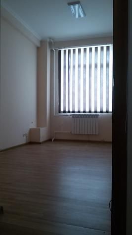 Сдаем кабинет для бизнеса. 18 кв. Цена аренды в месяц 15000. Доступ