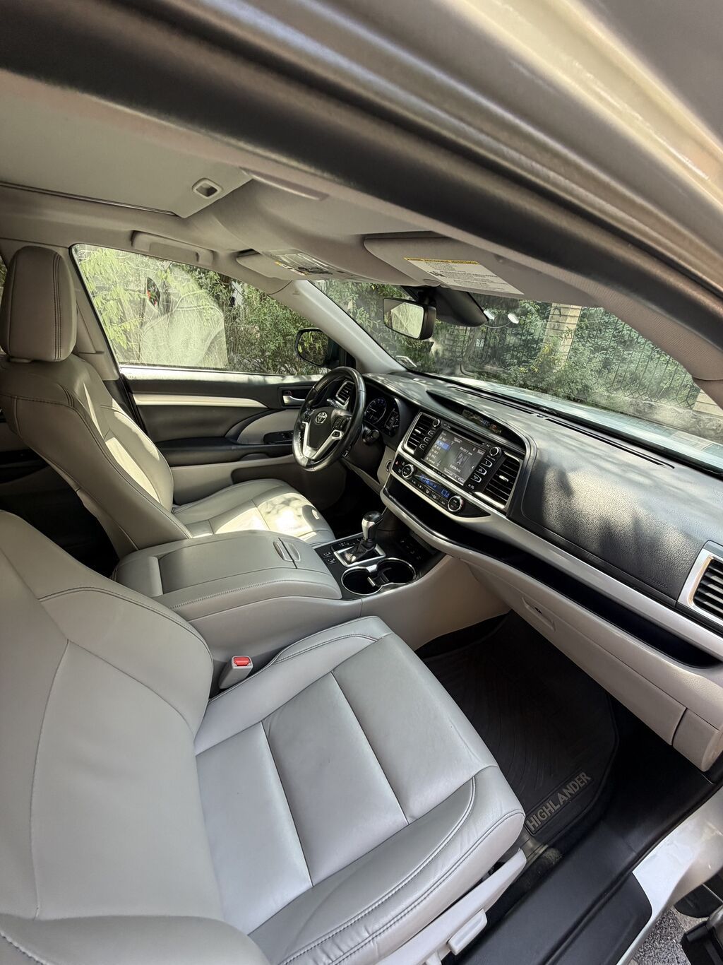 Toyota Highlander: 2019 г., 3.5 л, Автомат, Бензин, Внедорожник: фото 8
