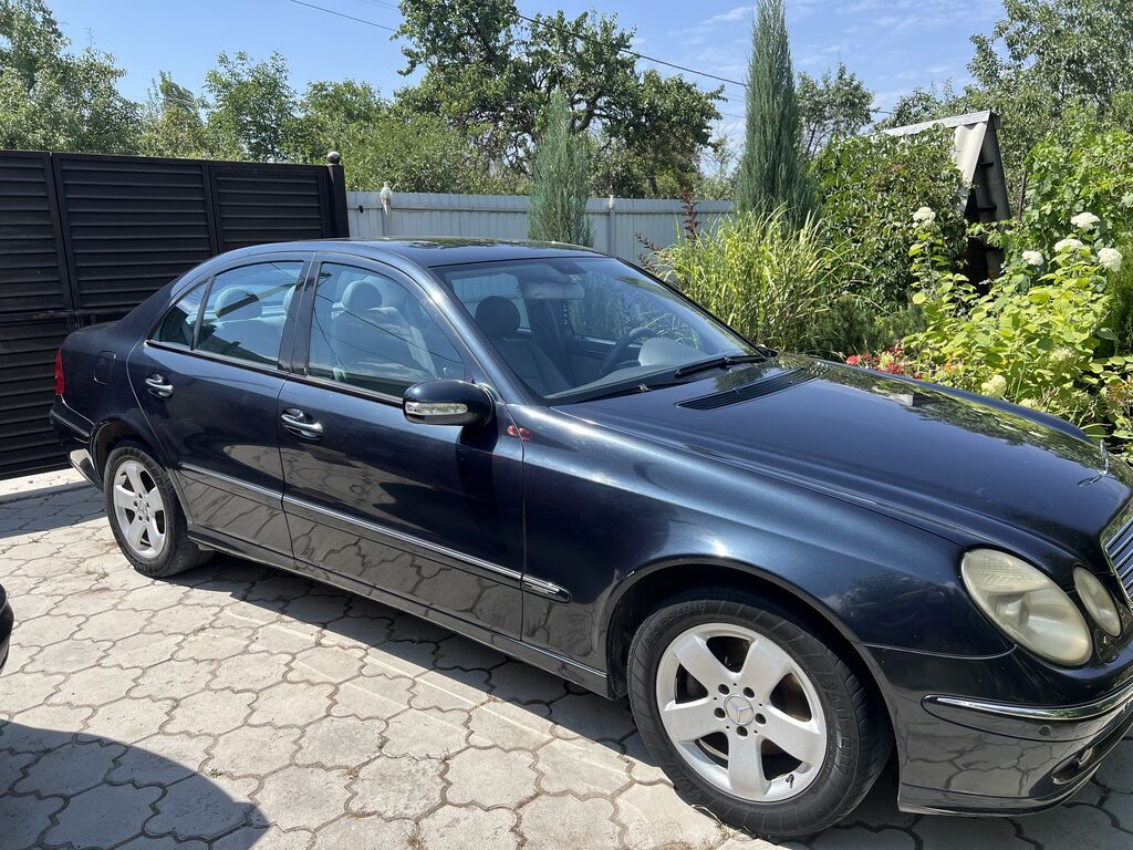Mercedes-Benz E-Class: 2002 г., 2.2 л, Автомат, Дизель, Седан: фото 2