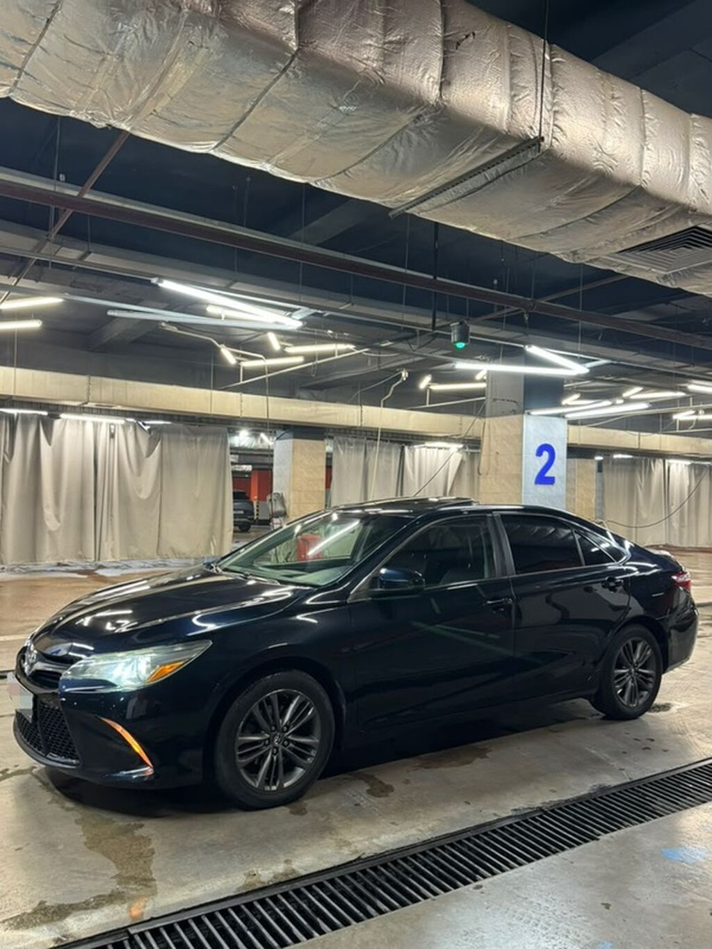 Toyota Camry: 2017 г., Бензин, Седан: фото 2