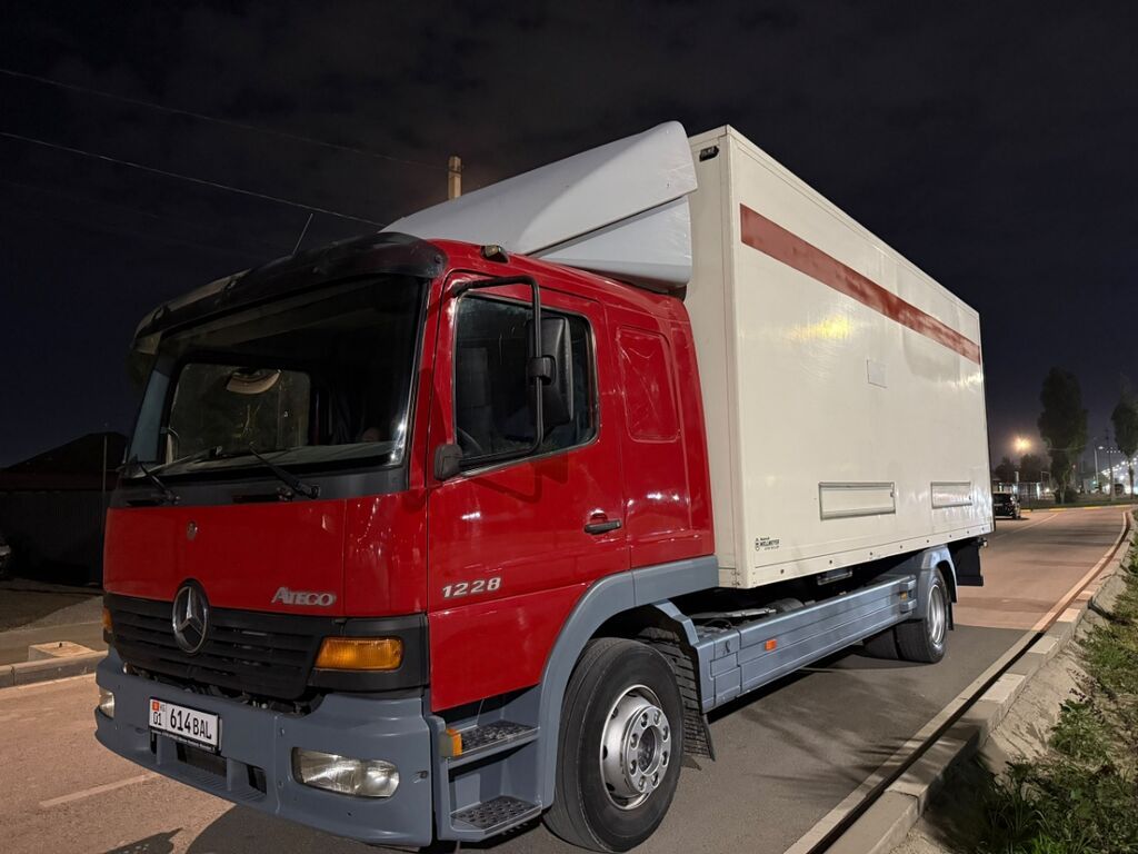 Грузовой фургон Mercedes-Benz Atego 1228 делитель кондиционер: фото 2