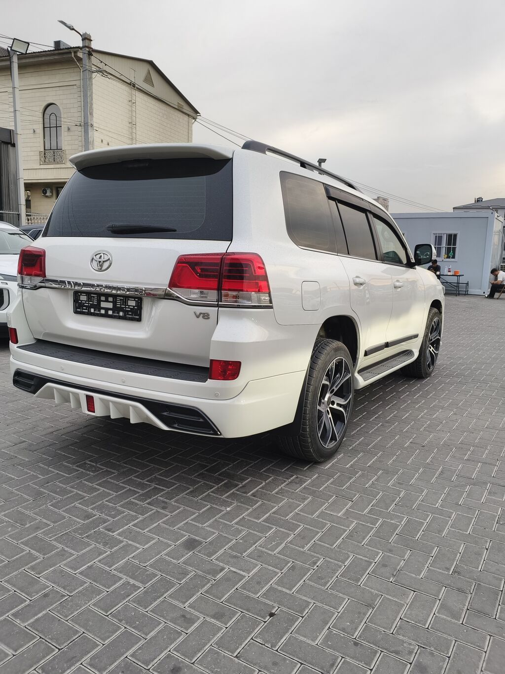 Toyota Land Cruiser: 2016 г., 4.5 л, Автомат, Дизель, Внедорожник: фото 5