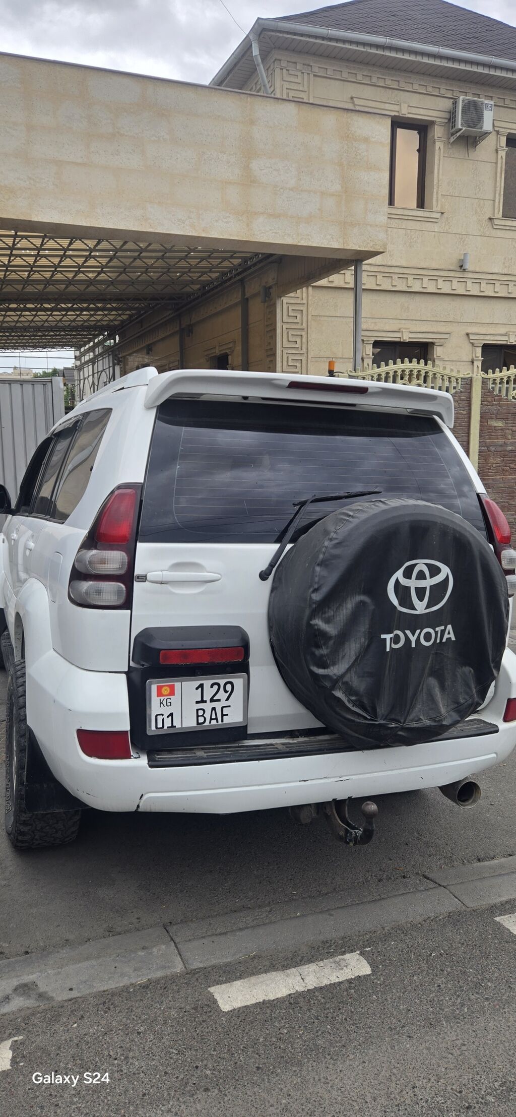 Toyota Land Cruiser Prado: 2003 г., 2.7 л, Механика, Газ, Внедорожник: фото 3