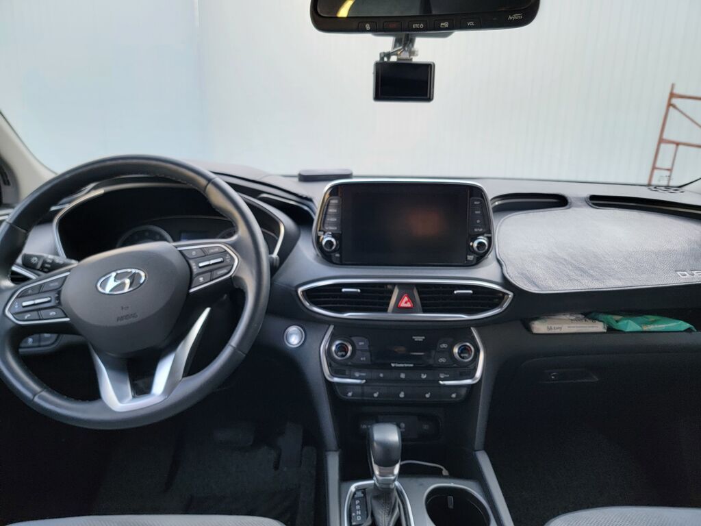 Hyundai Santa Fe: 2019 г., 2 л, Автомат, Бензин, Кроссовер: фото 6