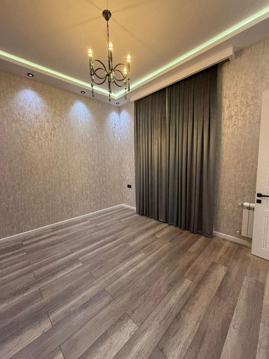 6 otaqlı, 300 kv. m, Kredit yoxdur, Yeni təmirli