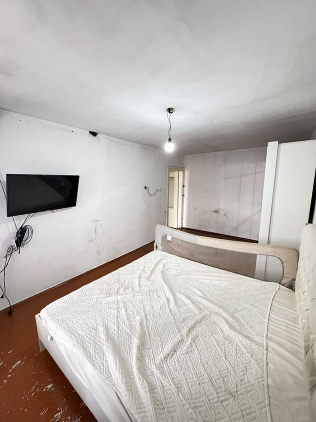 1 комната, 32 м², 104 серия, 4 этаж, Старый ремонт: фото 2