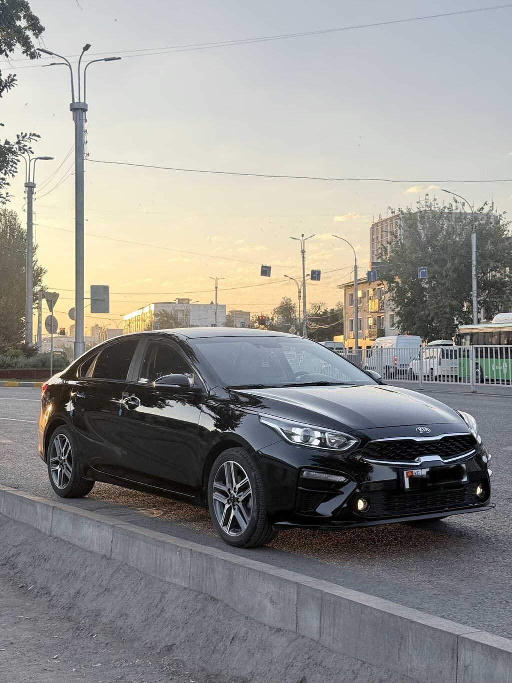 Kia K3: 2020 г., 1.6 л, Автомат, Бензин, Седан: фото 2