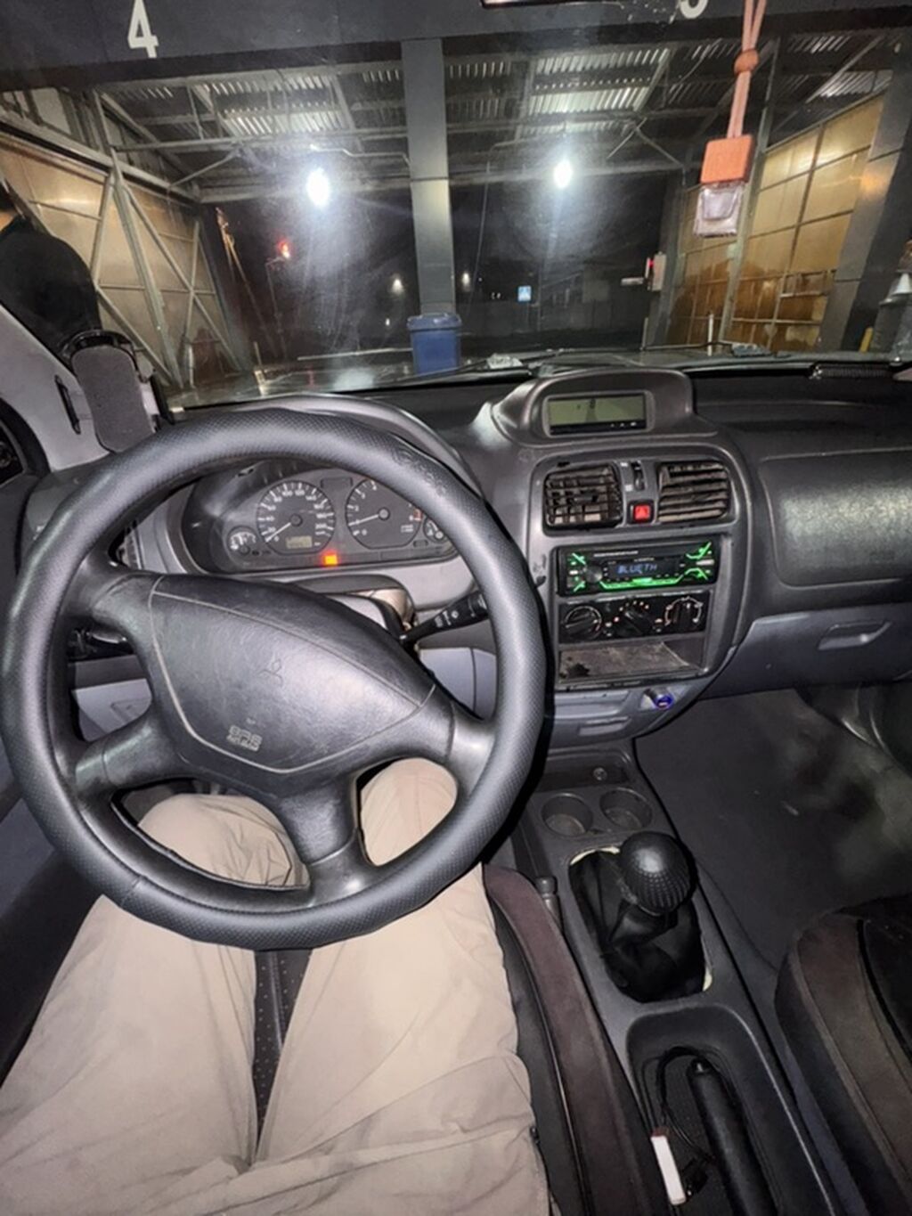 Mitsubishi Space Star: 2001 г., 1.3 л, Механика, Хэтчбэк: фото 7