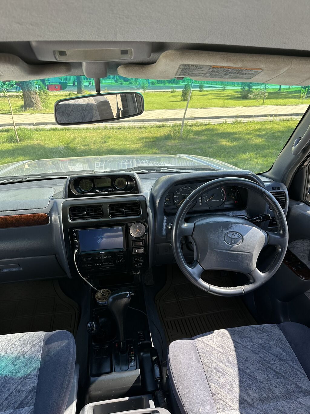 Toyota Land Cruiser Prado: 1999 г., 3.4 л, Автомат, Бензин, Внедорожник — фото 6