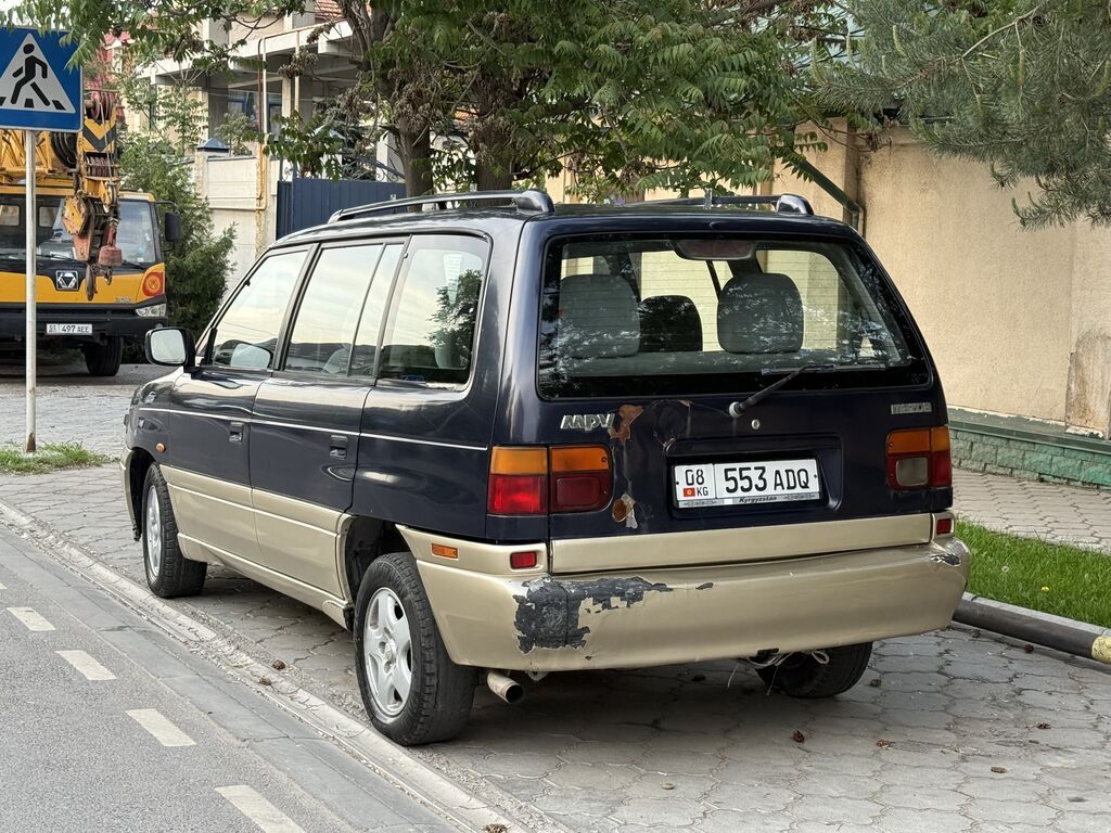 Mazda MPV: 1996 г., 2.5 л, Механика, Дизель, Минивэн: фото 4