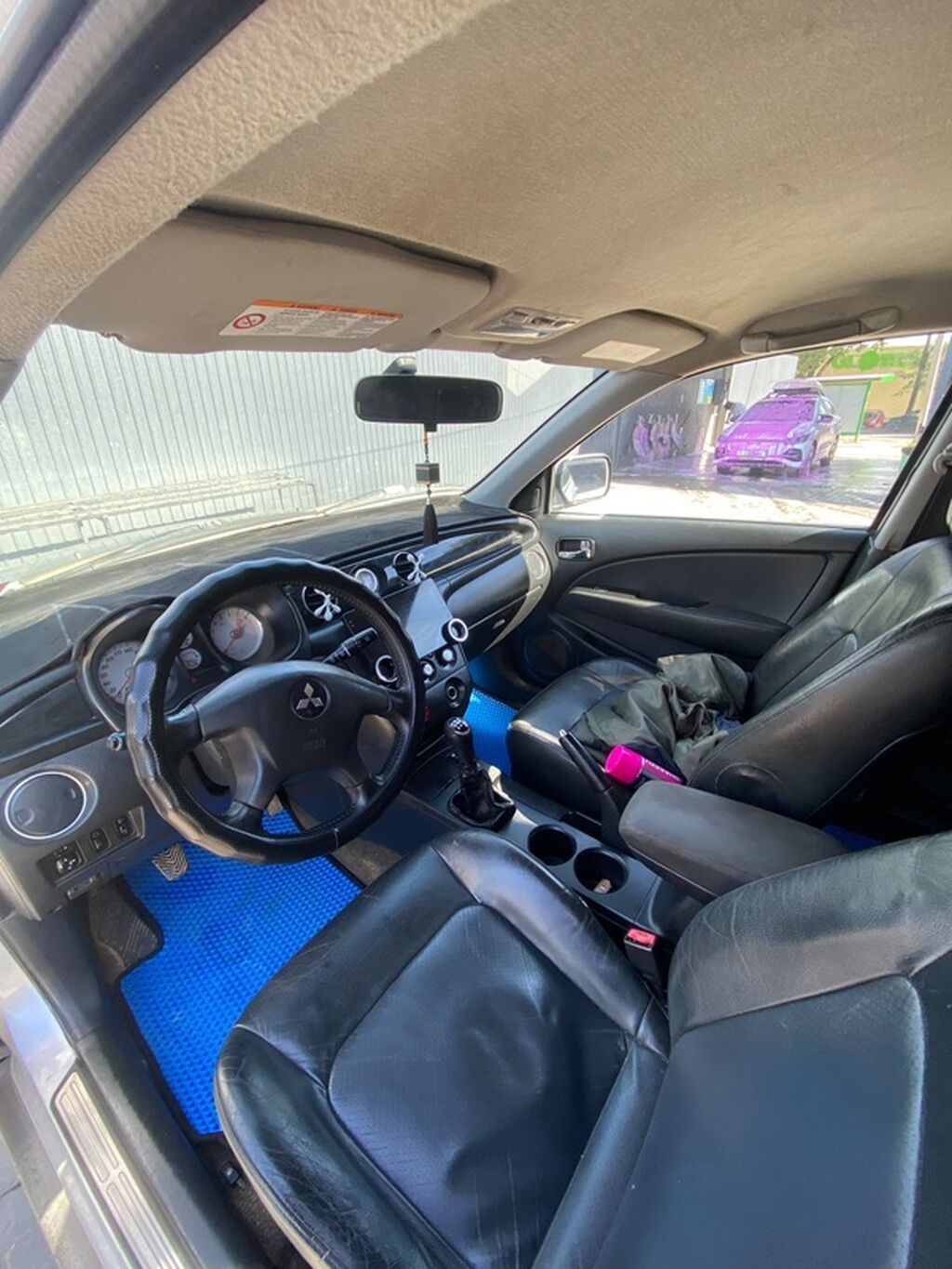Mitsubishi Outlander: 2003 г., 2 л, Механика, Бензин, Кроссовер: фото 6