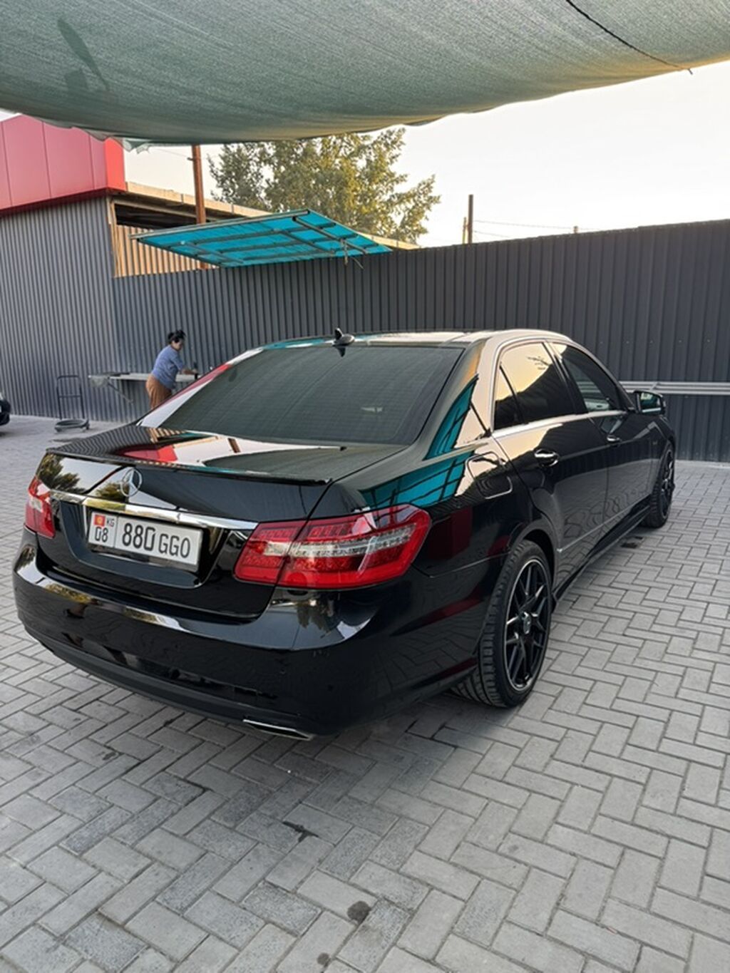 Mercedes-Benz E-Class: 2012 г., 3.5 л, Автомат, Бензин, Седан: фото 4