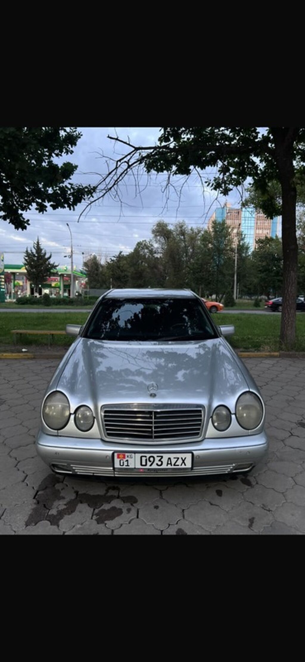Mercedes-Benz E-Class: 1999 г., Автомат, Седан: фото 3