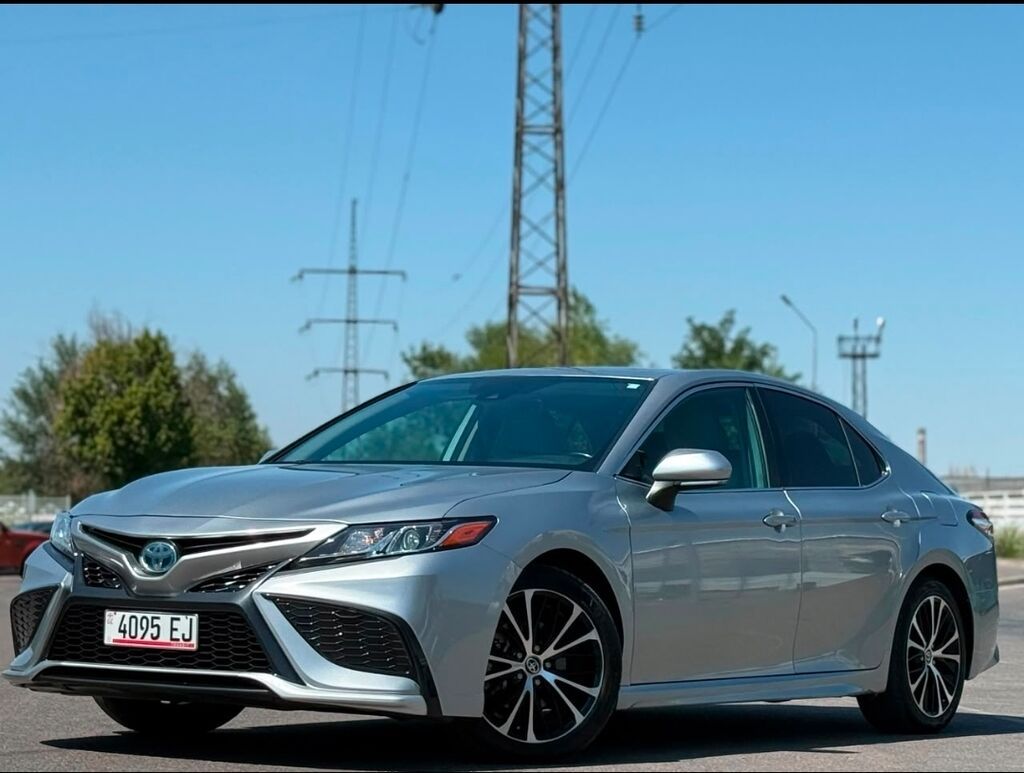 Toyota Camry: 2020 г., Автомат, Бензин, Седан: фото 2