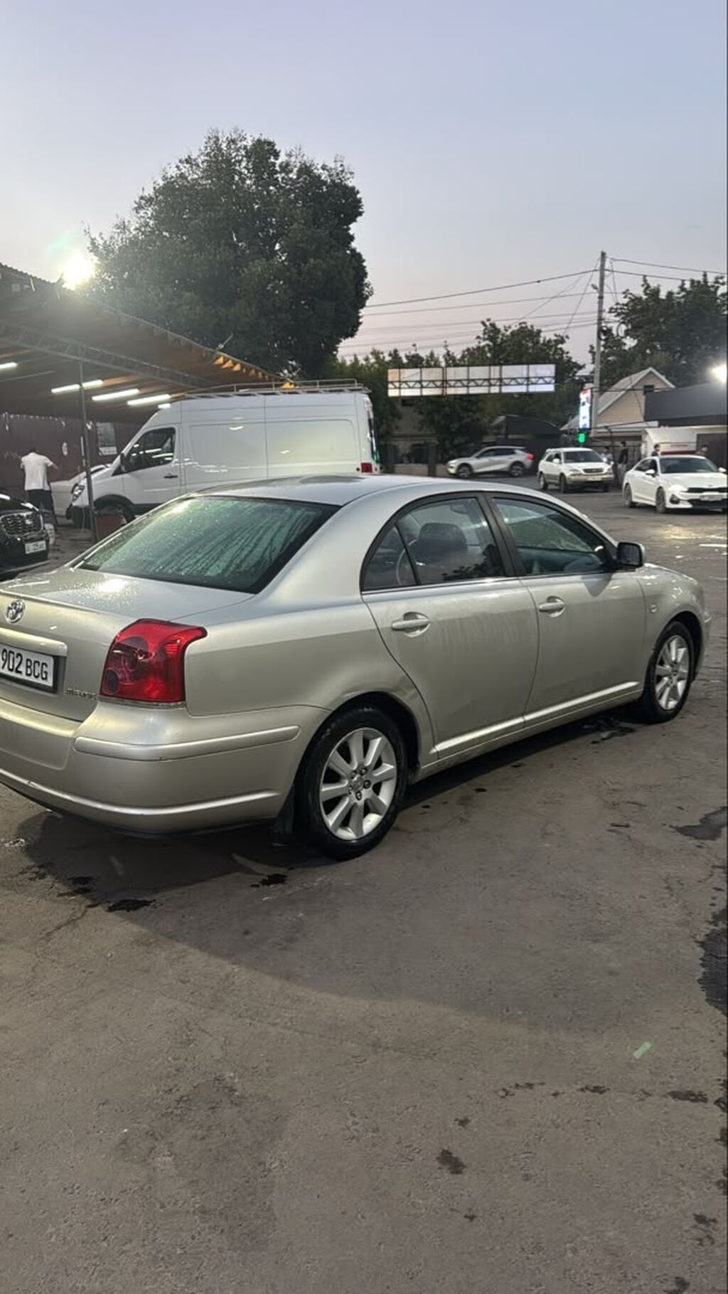 Toyota Avensis: 2006 г., 1.8 л, Механика, Бензин, Седан: фото 6