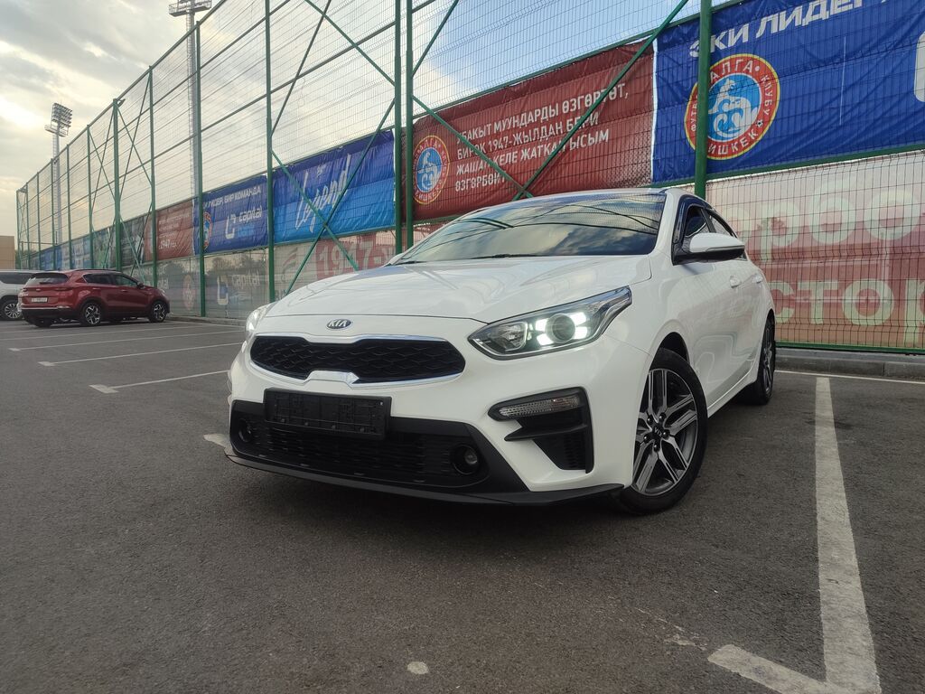 Kia Cerato: 2020 г., 1.6 л, Автомат, Бензин, Седан: фото 1