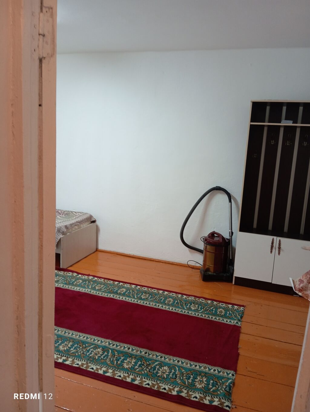 3 комнаты, 61 м², Индивидуалка, 1 этаж, Косметический ремонт: фото 3