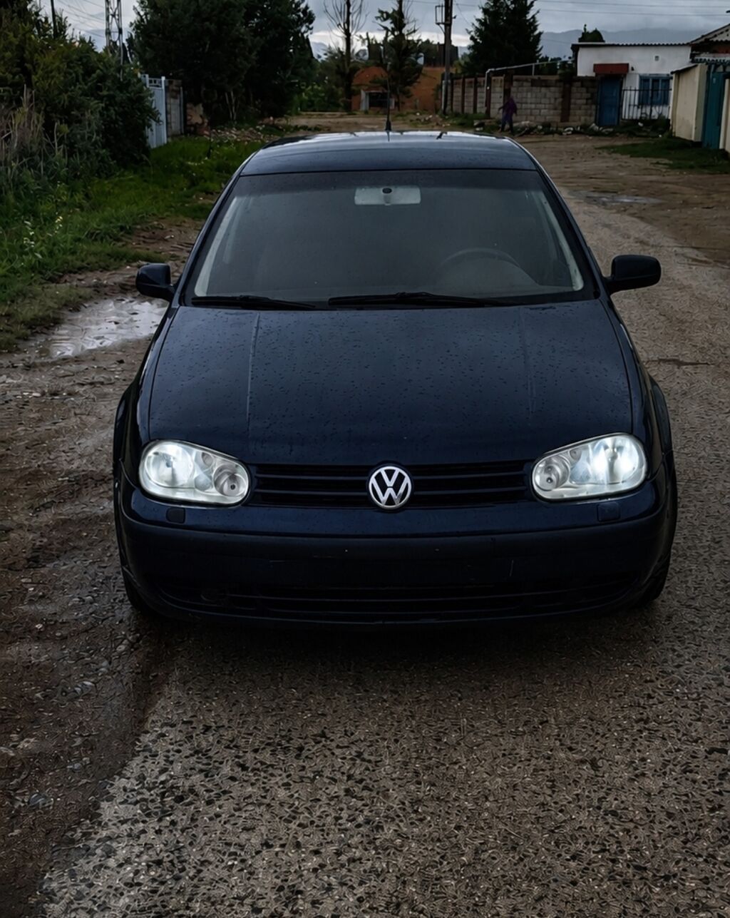 Volkswagen Golf: 2001 г., 1.4 л, Механика, Бензин, Хэтчбэк: фото 2