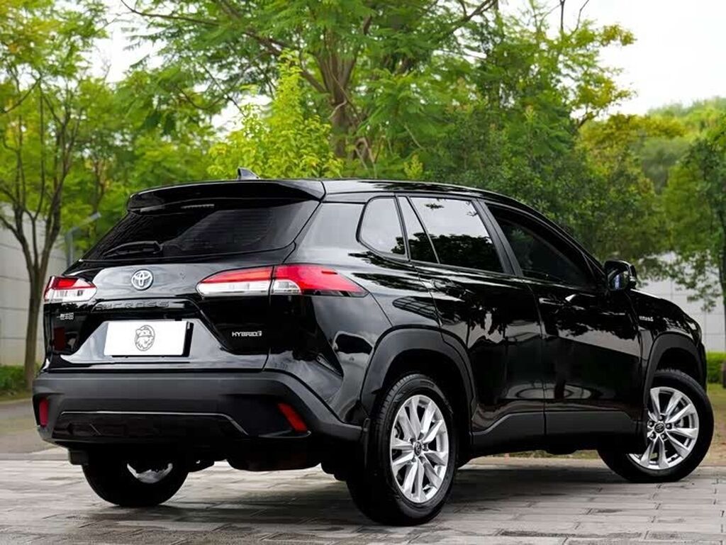 Toyota Corolla Cross: 2024 г., 2 л, Вариатор, Гибрид, Кроссовер: фото 5