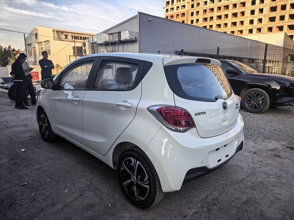 Changan Benben E-Star: 2024 г., Вариатор, Электромобиль, Хэтчбэк: фото 4