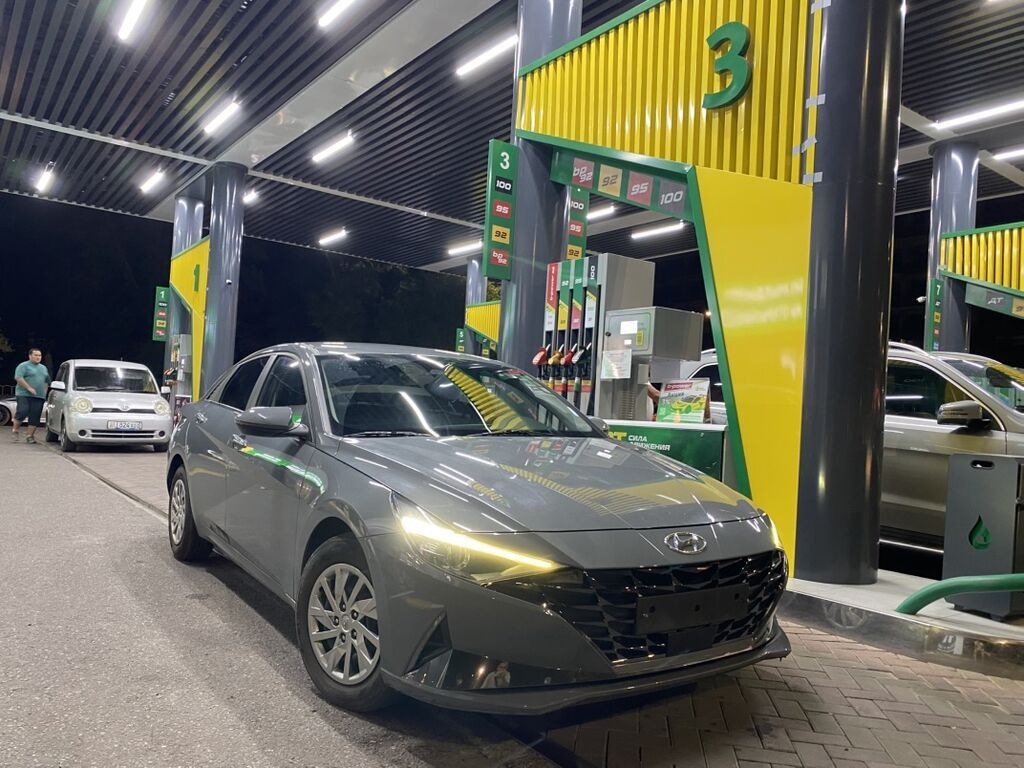 Hyundai Elantra: 2021 г., 1.6 л, Автомат, Бензин, Седан: фото 8