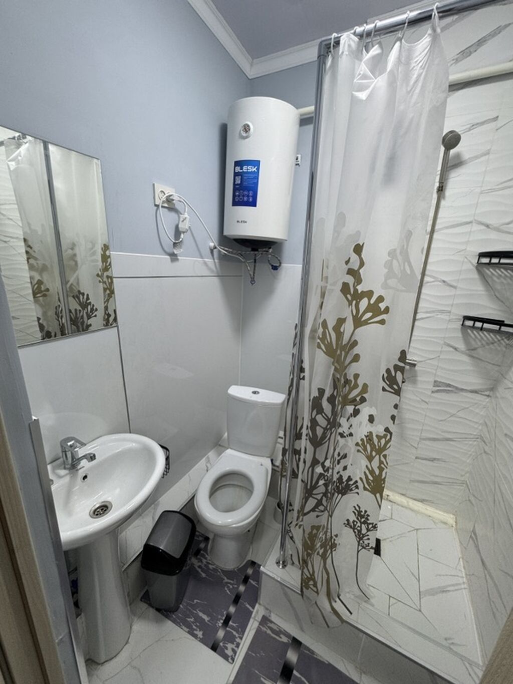 Сдаётся комната с двумя односпальными кроватями и отдельным санузлом: фото 4