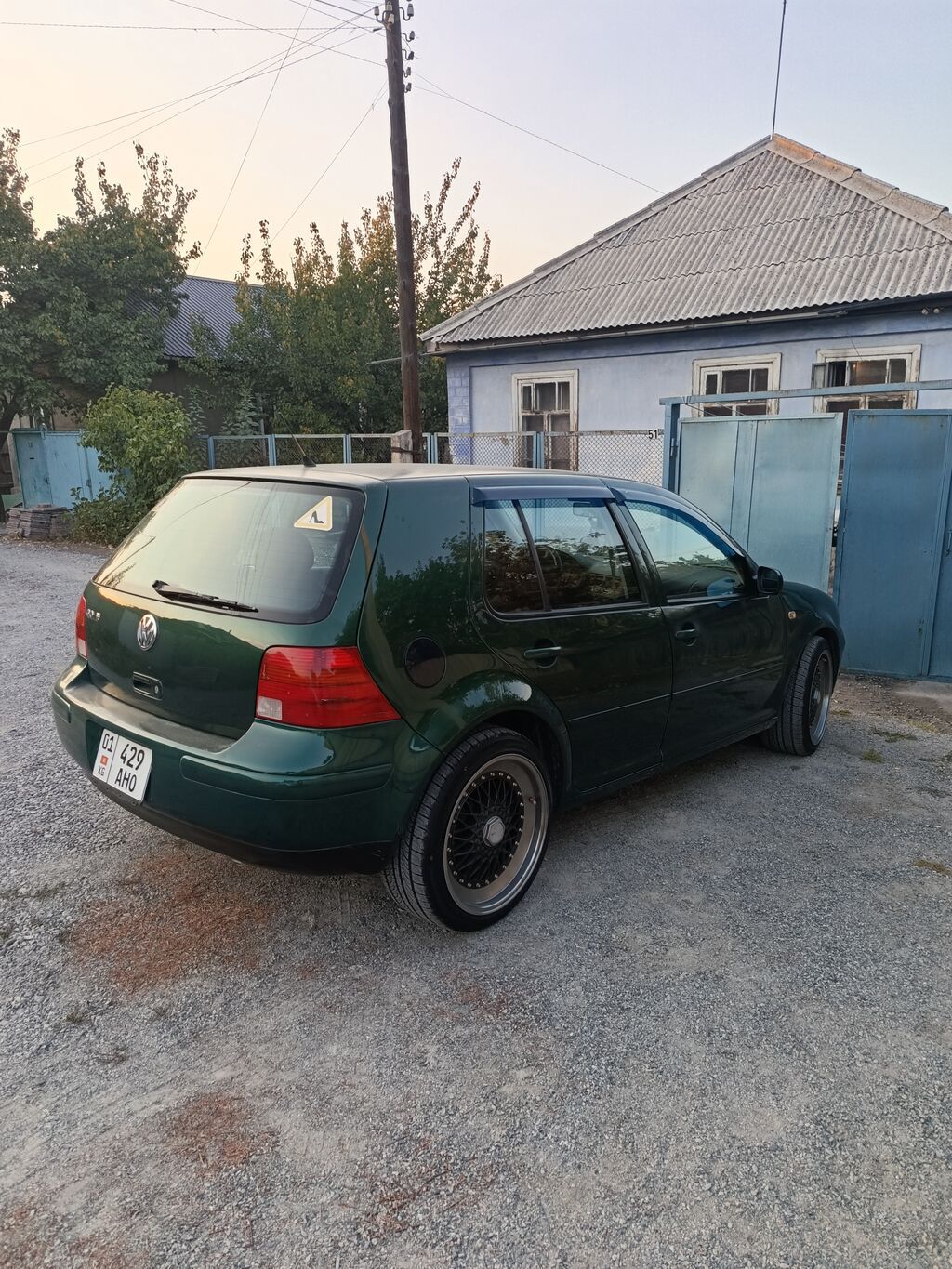 Volkswagen Golf: 2000 г., 2 л, Автомат, Бензин: фото 6