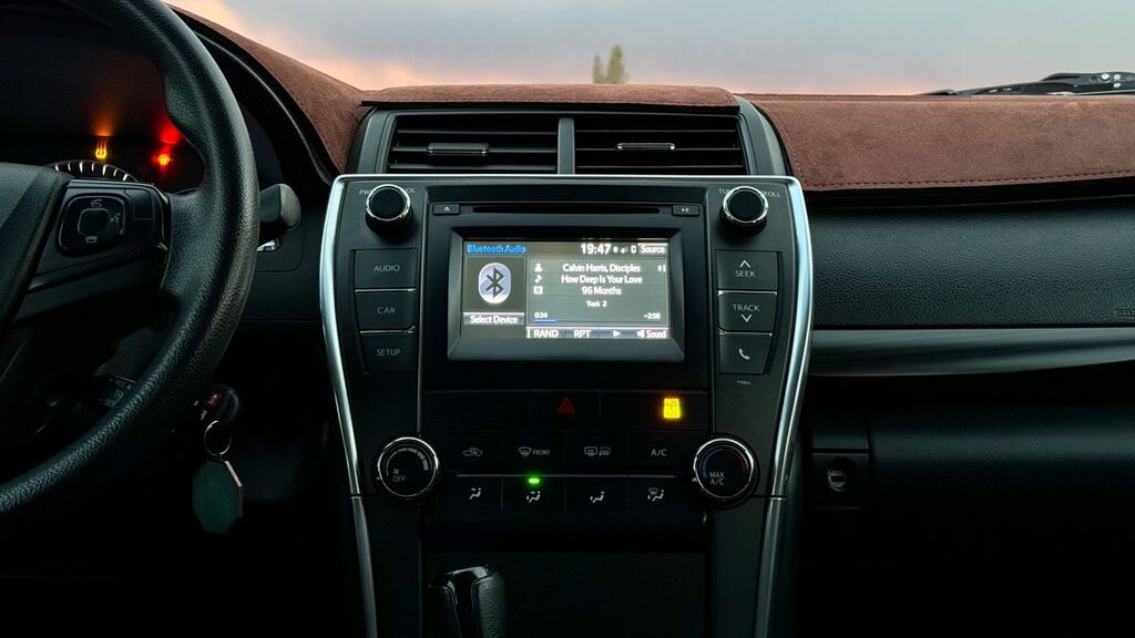 Toyota Camry: 2015 г., 2.5 л, Автомат, Бензин, Седан: фото 6