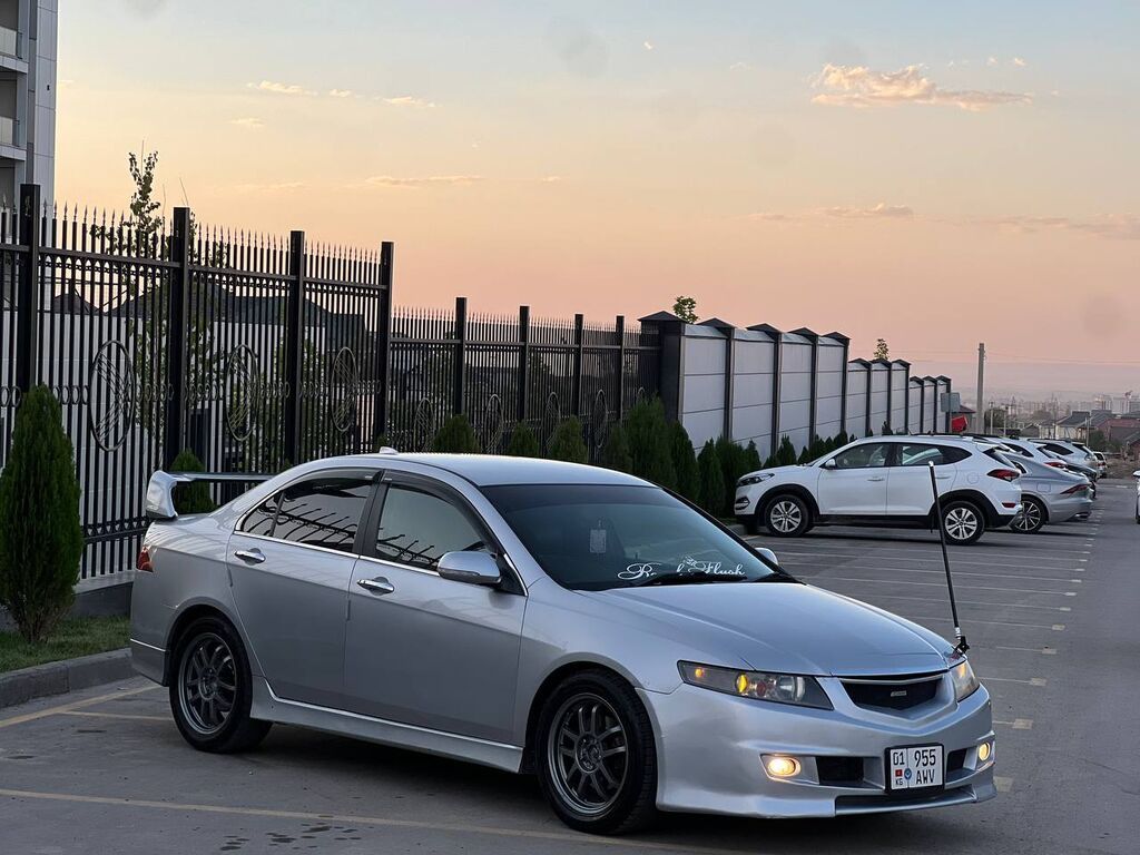 Honda Accord: 2003 г., 2.4 л, Автомат, Седан: фото 2