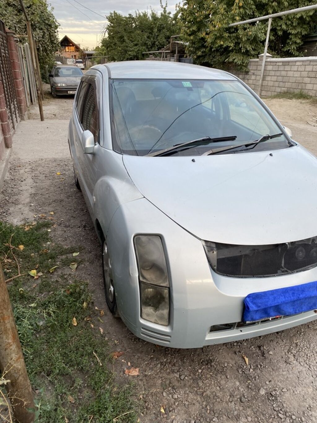 Toyota WiLL: 2002 г., Автомат, Бензин, Хэтчбэк: фото 2