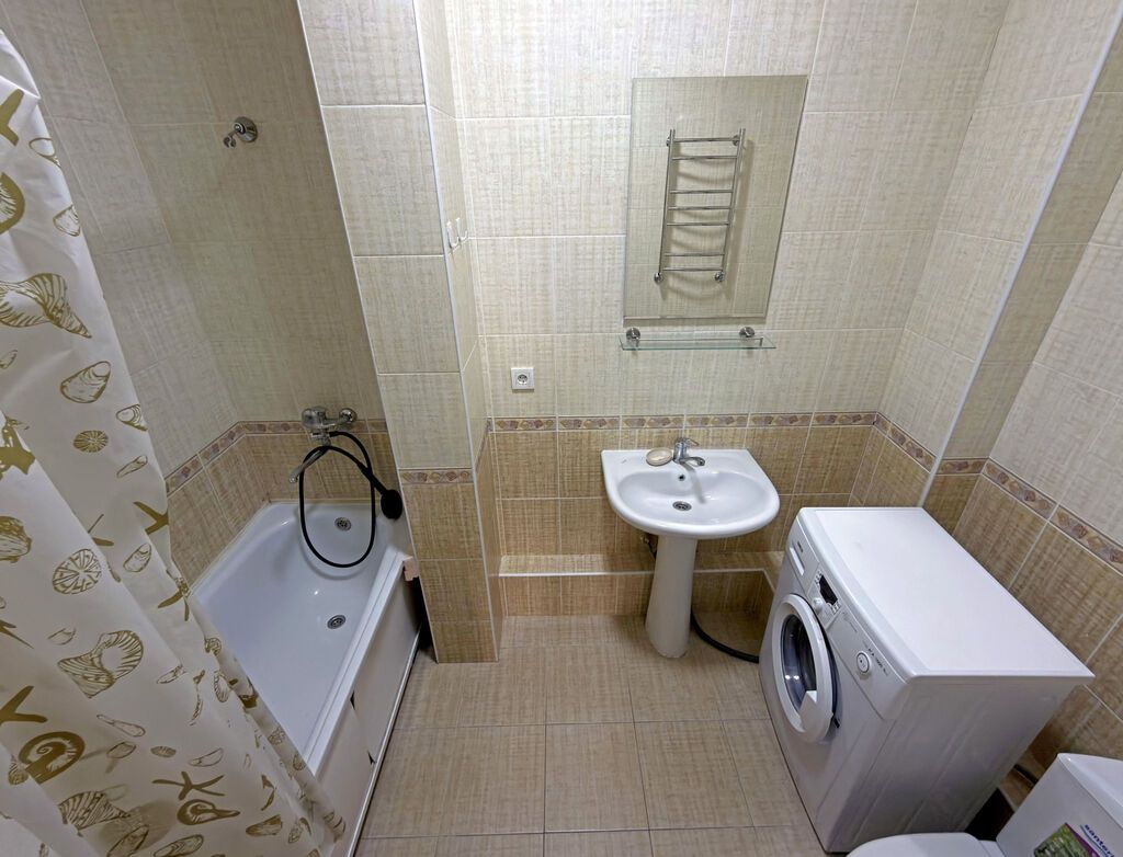 2 комнаты, 77 м², Филармония Элитка, 4 этаж, Косметический ремонт: фото 7