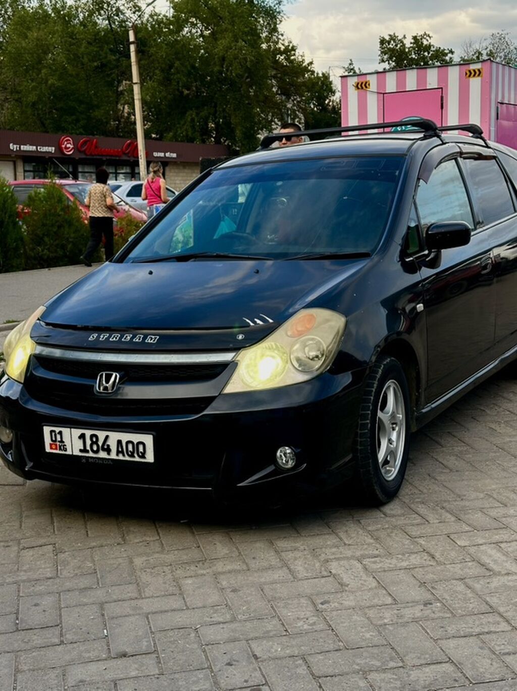 Honda Stream: 2004 г., 1.7 л, Автомат, Универсал — фото 1