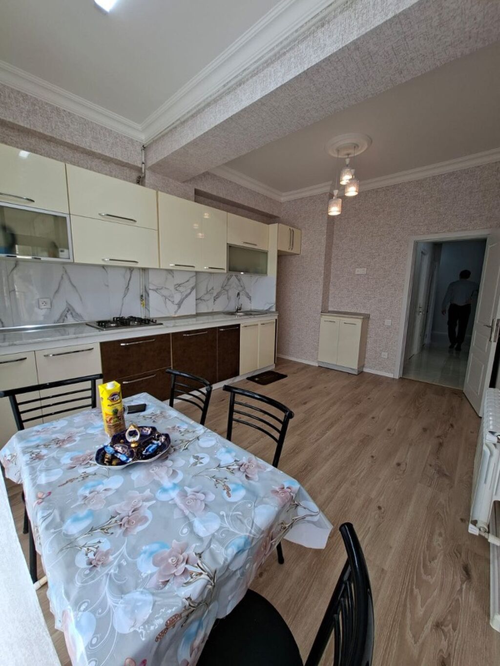 🏡 ƏMLAK MƏLUMATLARI 📍 Ünvan: Sumqayıt Bulvarı, Bəyaz MTK Yaşayış