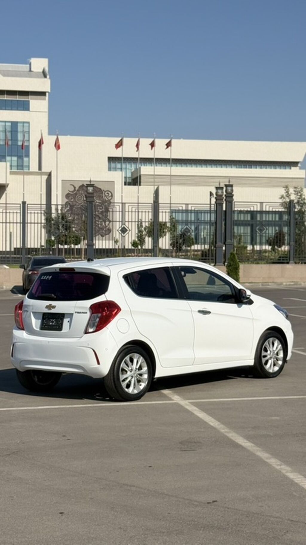 Chevrolet Spark: 2019 г., 0.1 л, Автомат, Бензин, Хэтчбэк: фото 3