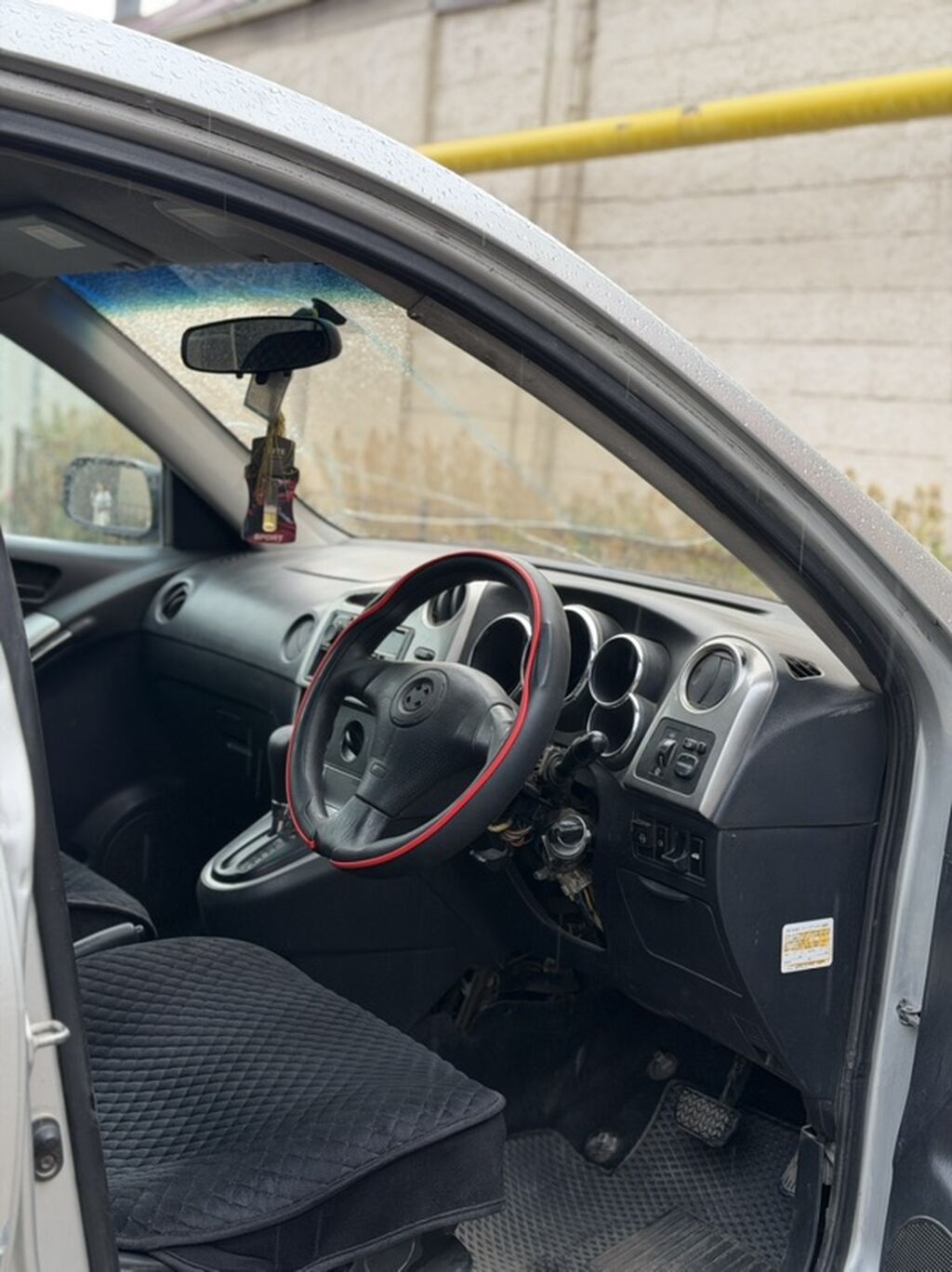 Toyota Voltz: 2002 г., 1.8 л, Автомат, Газ, Универсал: фото 4