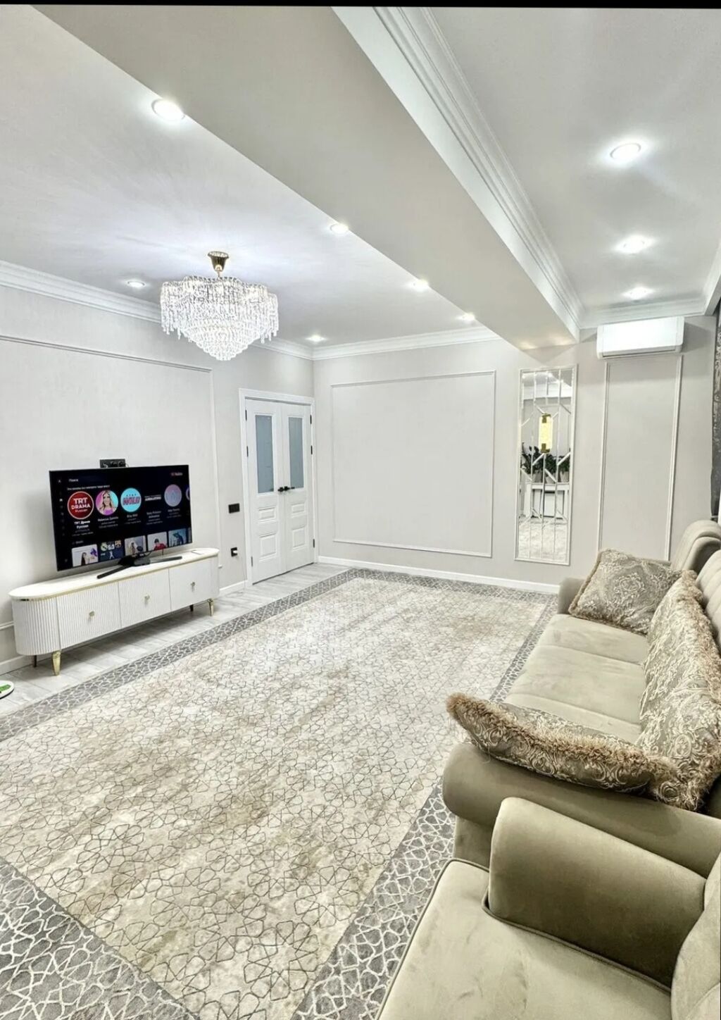 3 комнаты, 102 м², Космос 10 этаж, Дизайнерский ремонт: фото 5