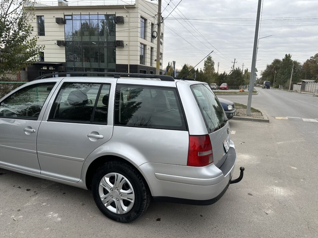 Volkswagen Golf Variant: 2003 г., 1.6 л, Автомат, Бензин, Универсал: фото 4