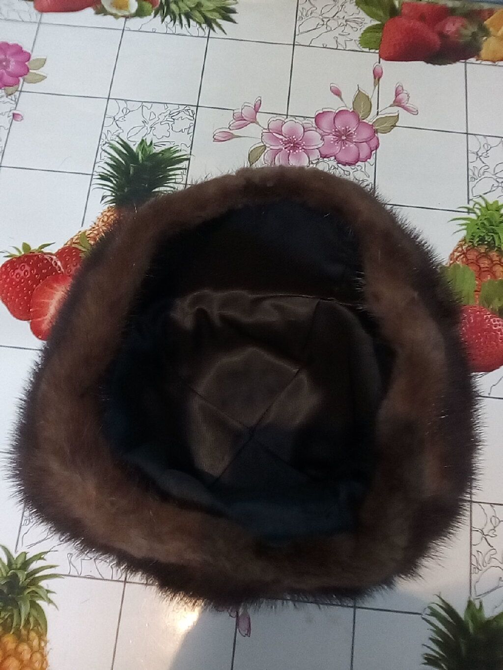 Продаём норковую шапку,натуральный мех норки,женская,б/у,в идеальном: фото 2